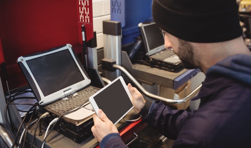 PC industriali per il settore manifatturiero: una guida completa