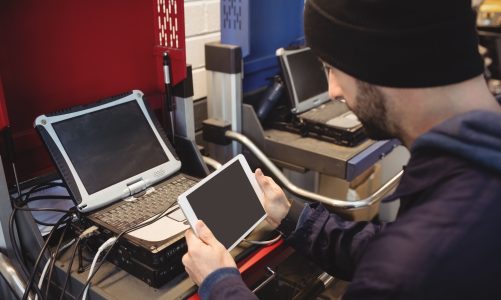 PC industriali per il settore manifatturiero: una guida completa